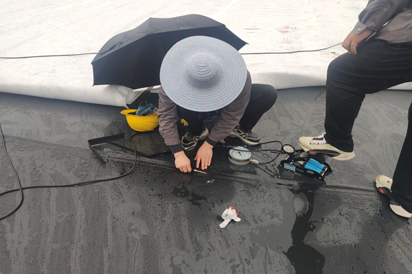 土工膜焊接質(zhì)量檢測(cè)